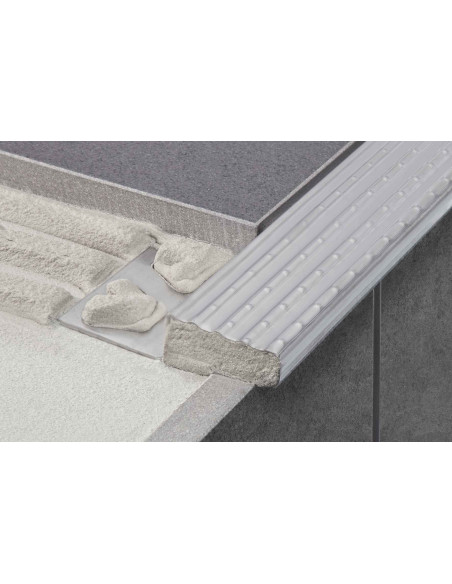 Profilé pour escalier 2.5ML 11mm TREP-E ACIER INOXYDABLE SCHLUTER - 1