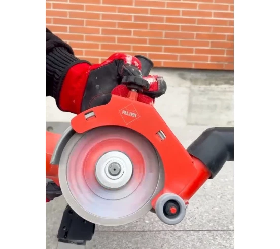 Guide de coupe 90° pour meuleuse Master RUBI - 2