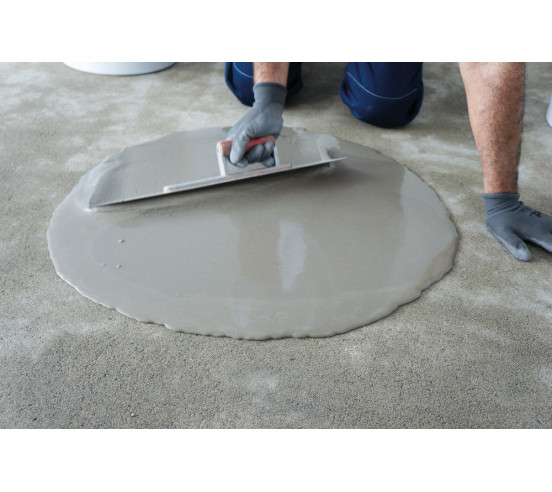 Ragréage fibré de 3 à 50 mm ULTRAPLAN Renovation 25Kg MAPEI - 2