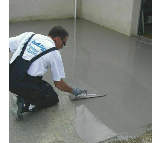 Ragréage fibré de 3 à 50 mm ULTRAPLAN Renovation 25Kg MAPEI - 3