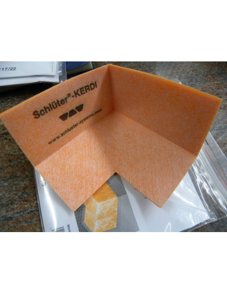 Angle rentrant Kereck SCHLUTER - 2